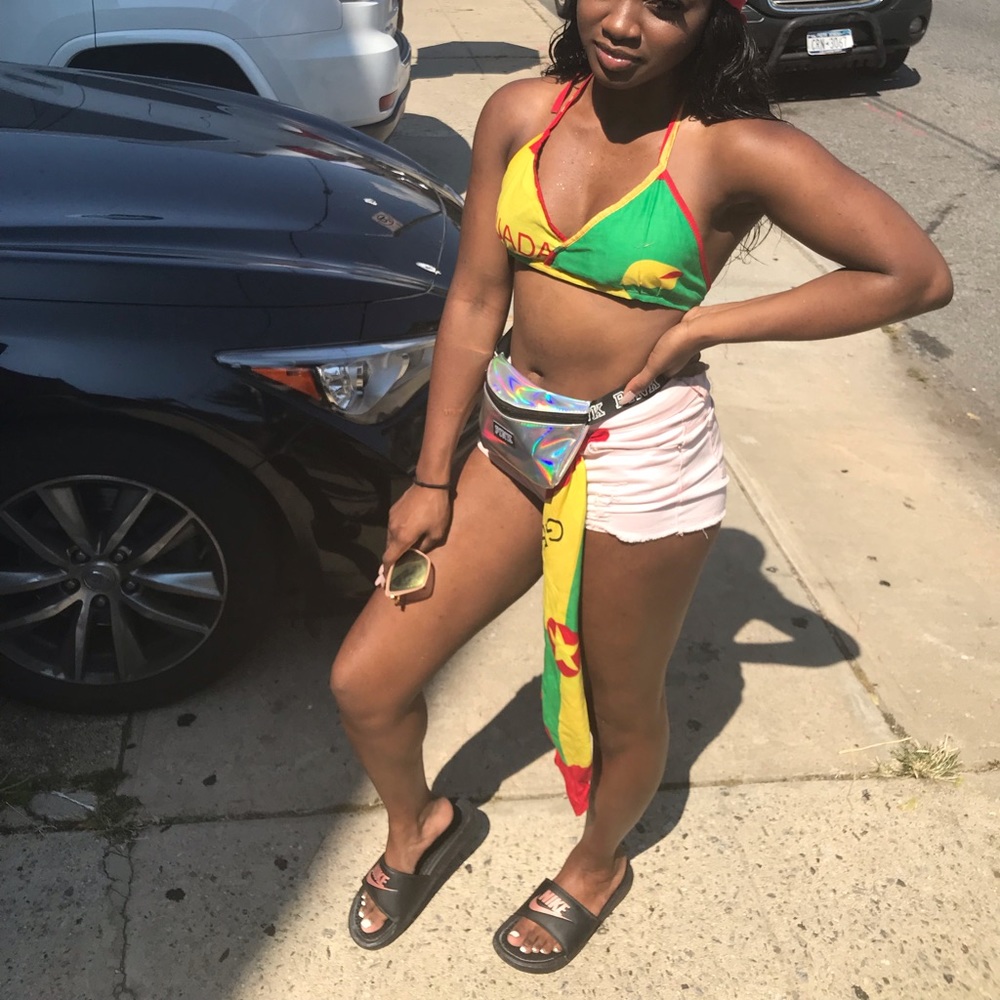 grenada flag top